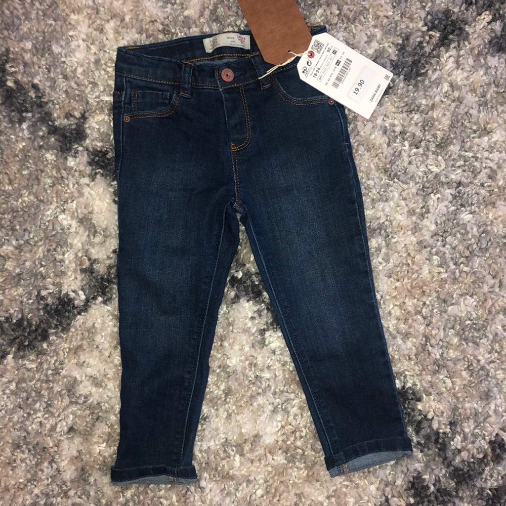 NWT Zara Toddler Jeans size 18/24 months.